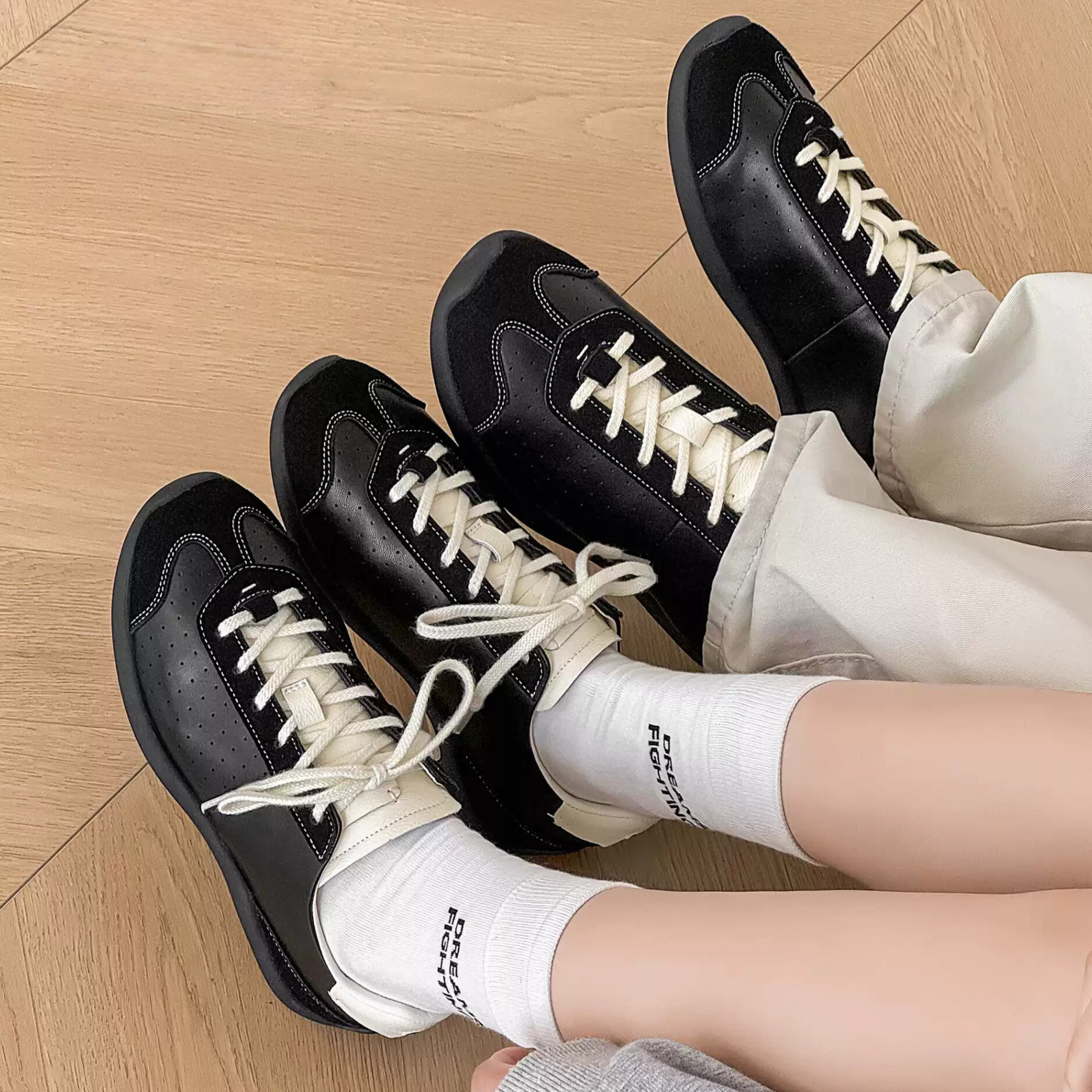 LY No. 4008 Retro Sport Sneakers