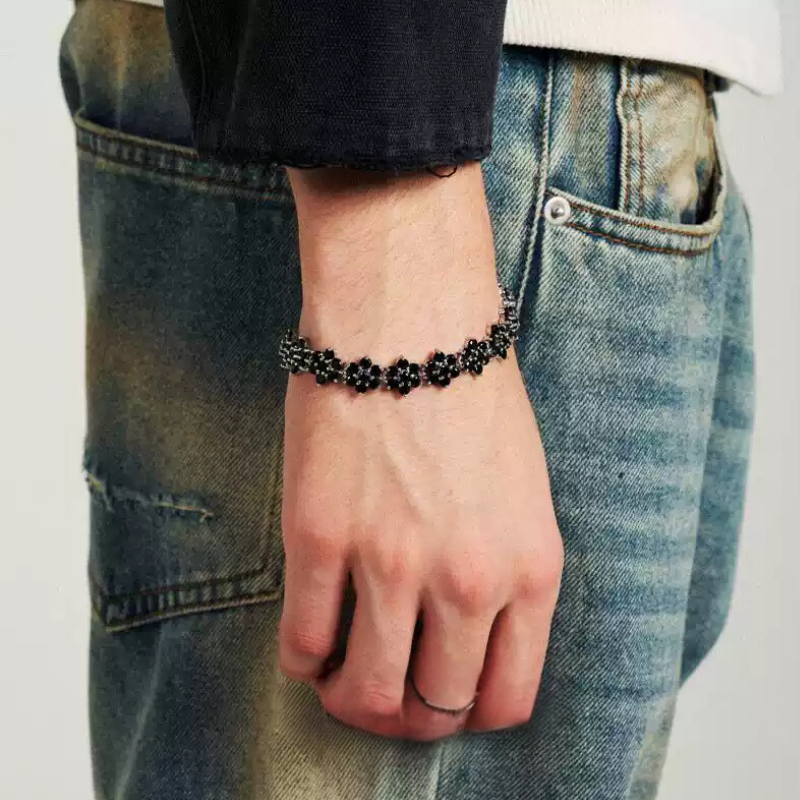 LY No. 3027 Midnight Blossom Bracelet