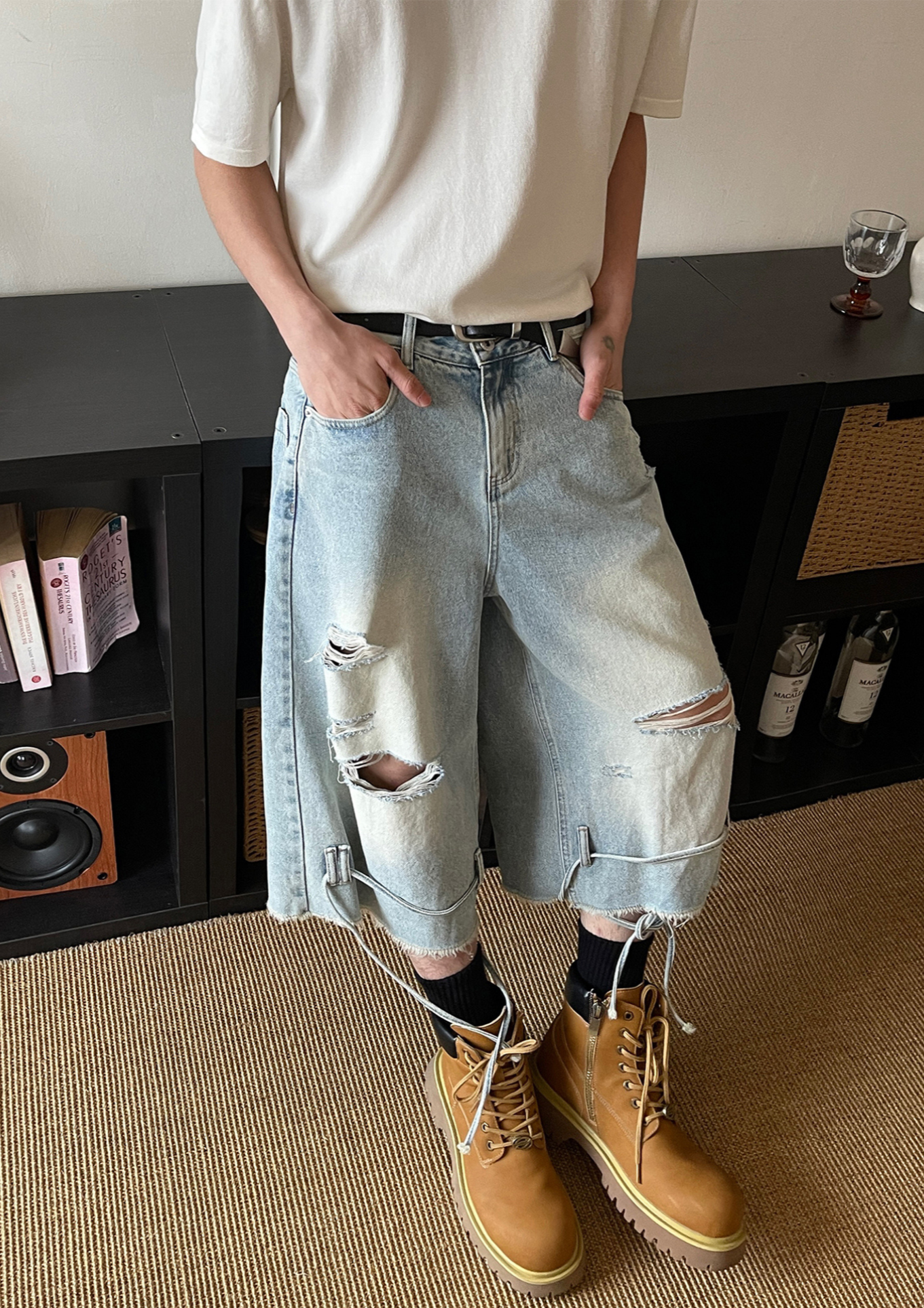 LY No. 2182 Ripped Denim Jorts