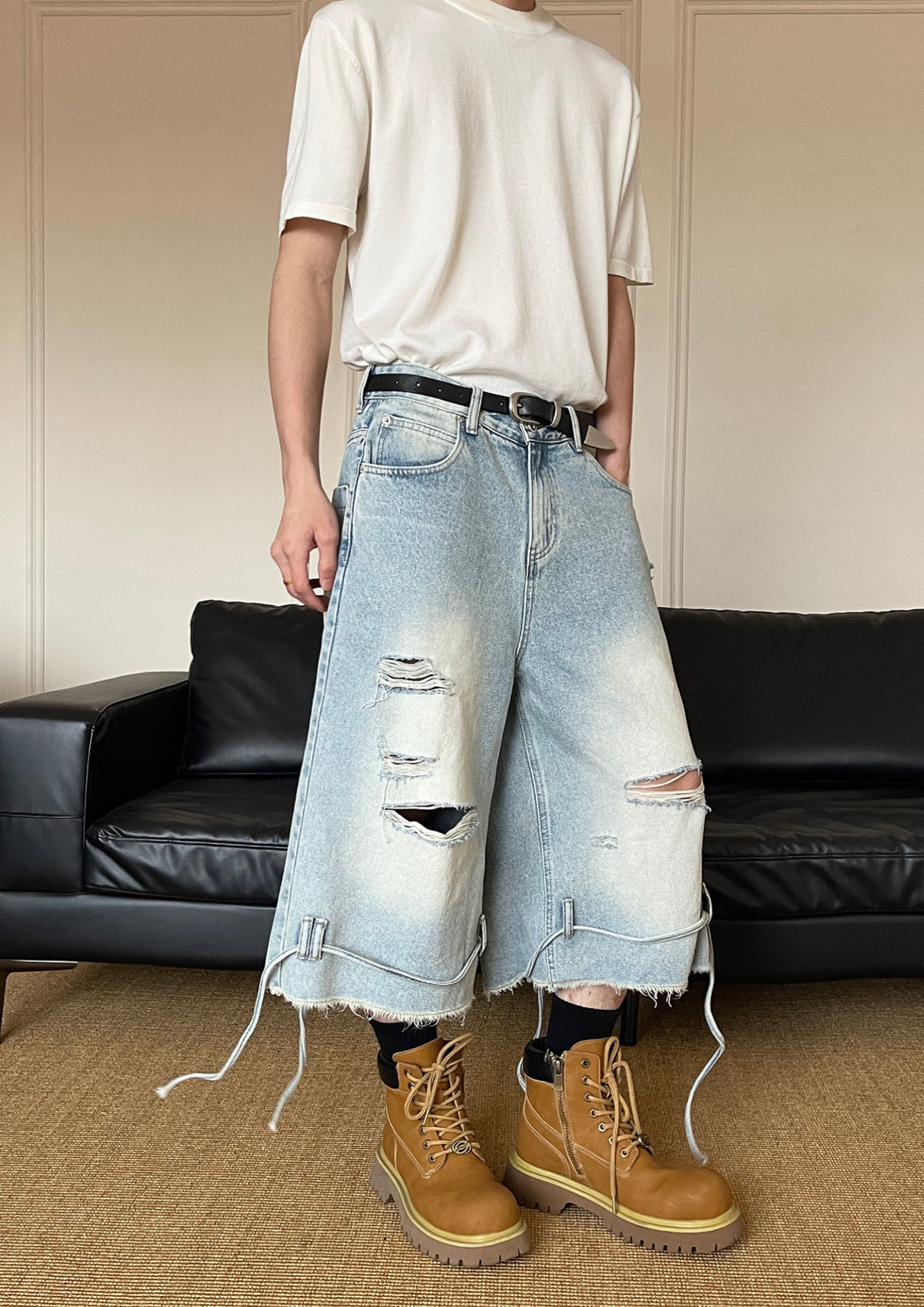 LY No. 2182 Ripped Denim Jorts