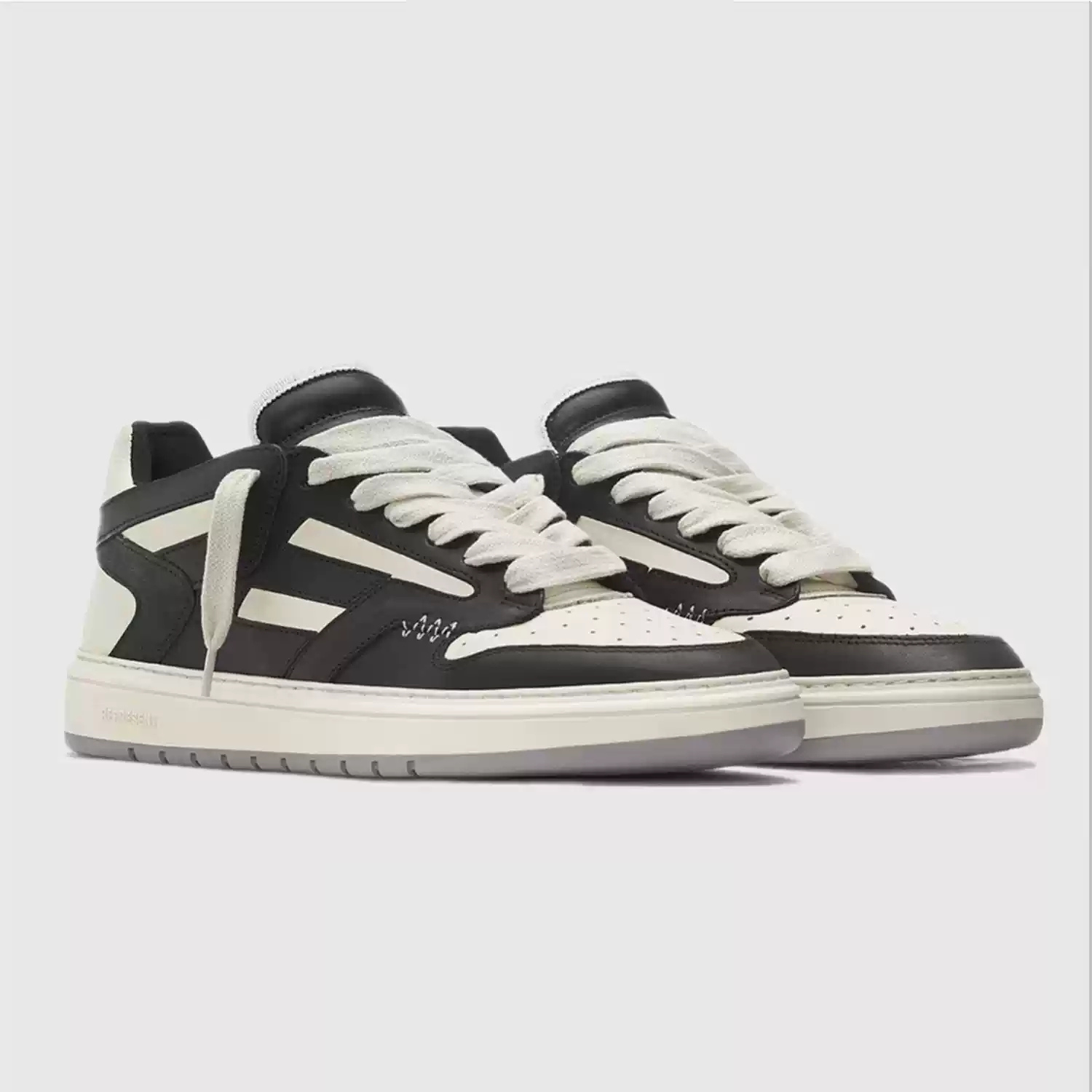 LY No. 4001 Vintage Low-Top Sneakers