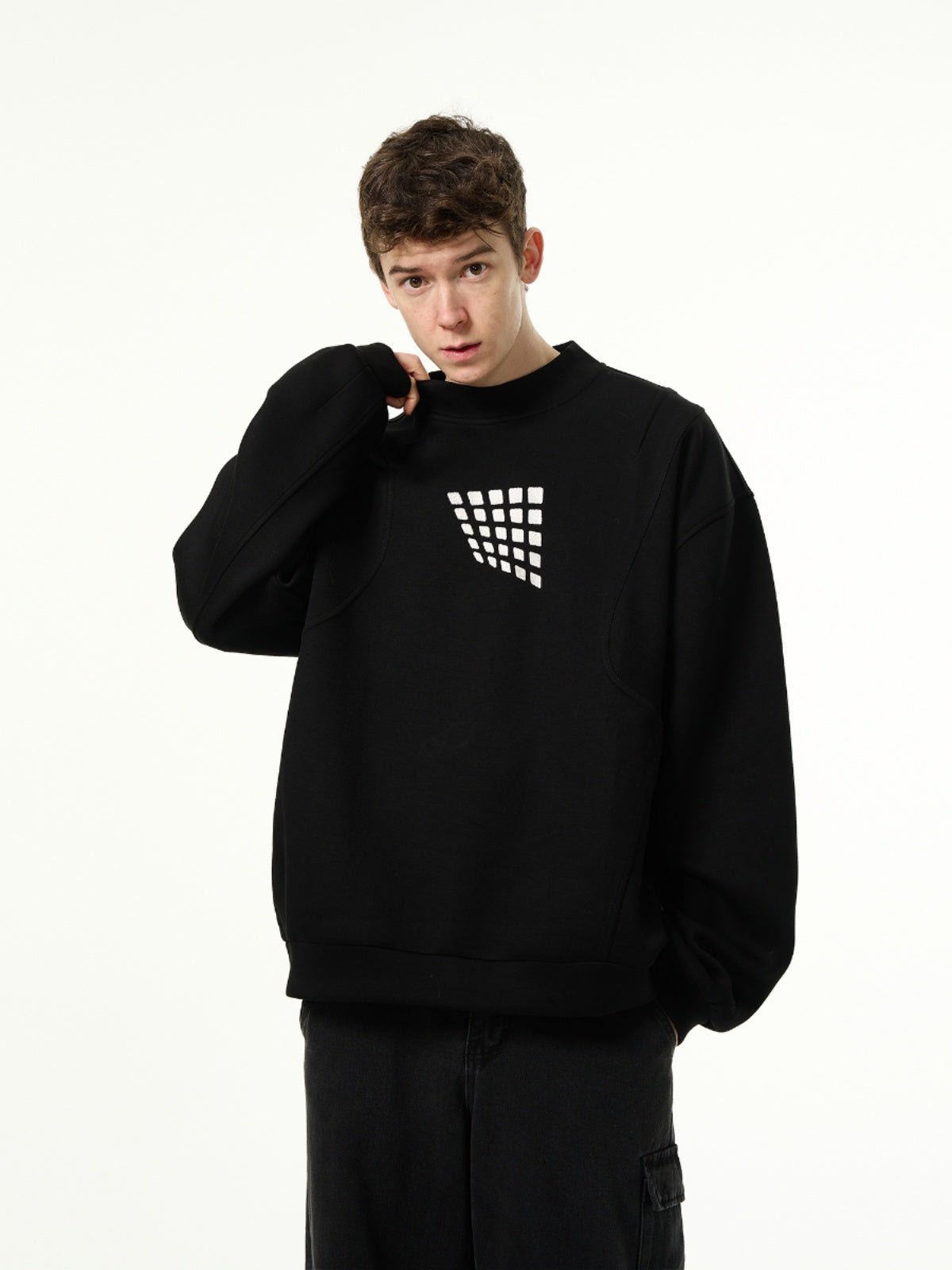 LY No. 1121  Minimalist Grid Graphic Sweatshirt